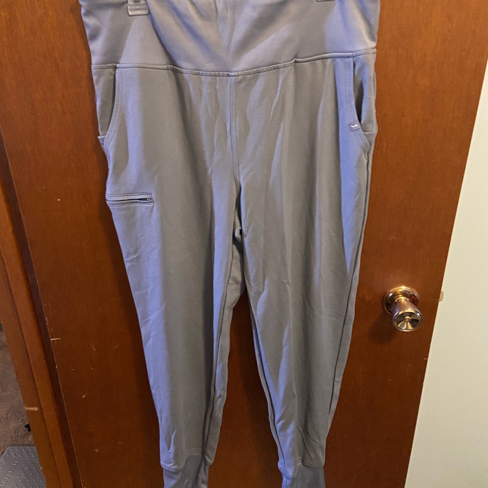 Jaanuu womens jogger scrubs